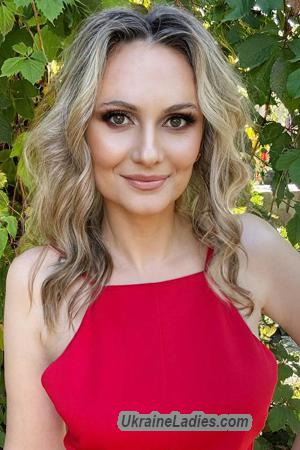 222277 - Alla Age: 45 - Ukraine