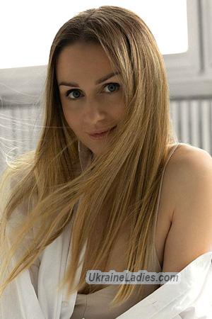 225338 - Daryna Age: 35 - Ukraine