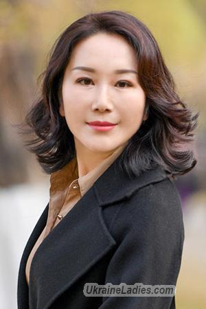 225873 - Yali Age: 52 - China