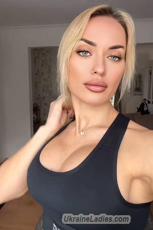 225942 - Olga Age: 37 - Moldova