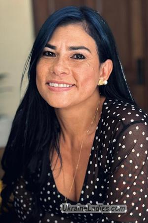 226329 - Zoraya Age: 48 - Colombia