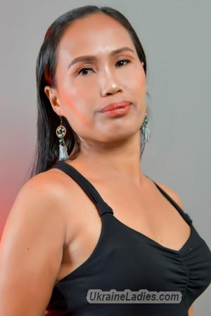 227135 - Rosalyn Age: 35 - Philippines