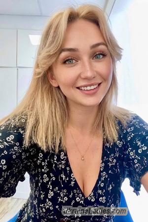 228732 - Julia Age: 26 - Ukraine