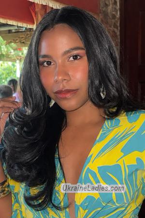 228888 - Laura Age: 27 - Colombia